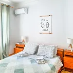 Artistic Getaway Home - Super Central